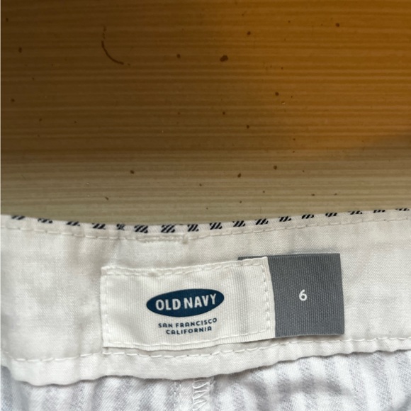 Stripped Shorts - Picture 2 of 2